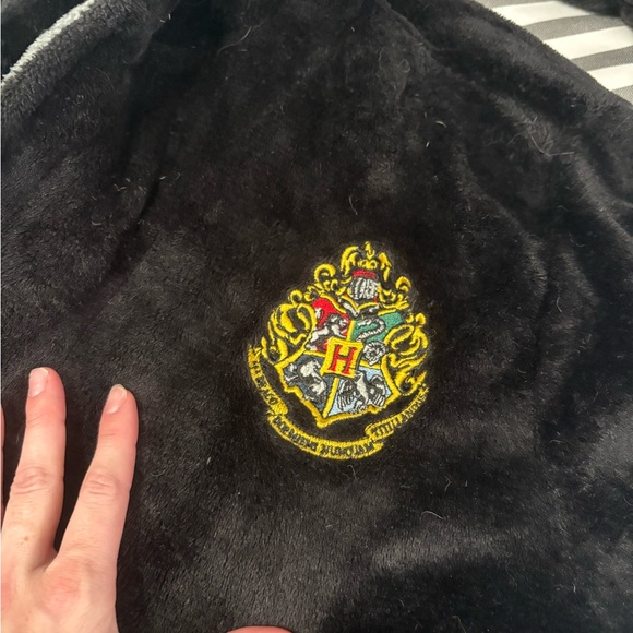 Harry Potter Hooded Robe - Picture 2 of 3
